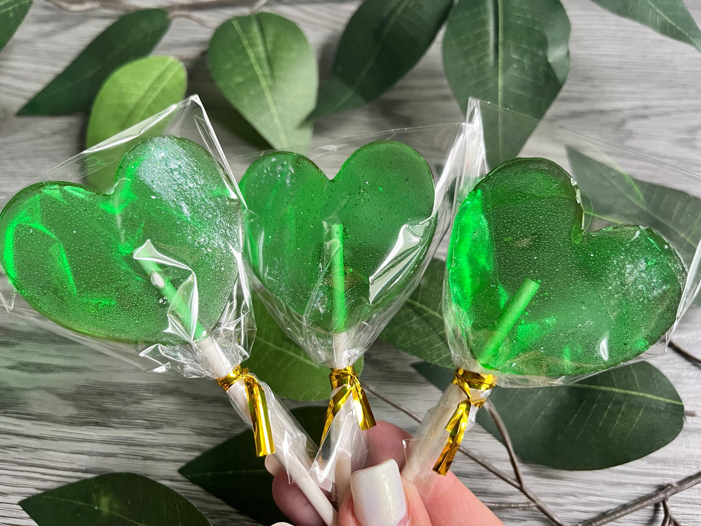 12 Gourmet Fruit Lollipops (Hearts) | Diamond Delights