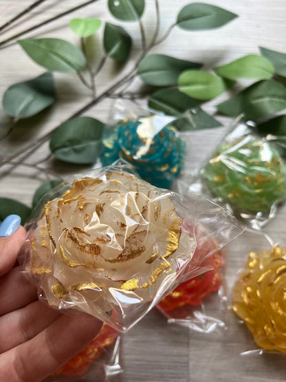 Beautiful Kohakutou in Flower Peony shape! Gorgeous and delicious, this delicate flower candy is a perfect gift for anyone or yourself
