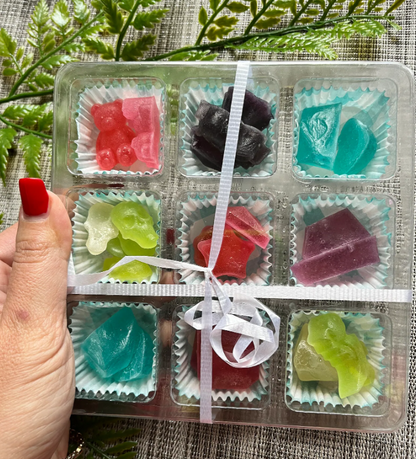 Gorgeous Kohakutou Crystal Candy Gift Box. Choose from 6, 9 or 12 squares box. Limited quantities available