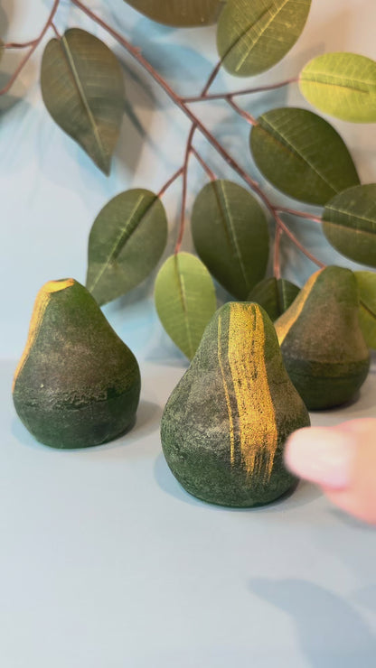 🍐 Pandan stuffed with Ube Mochi Crystal Candy Pear