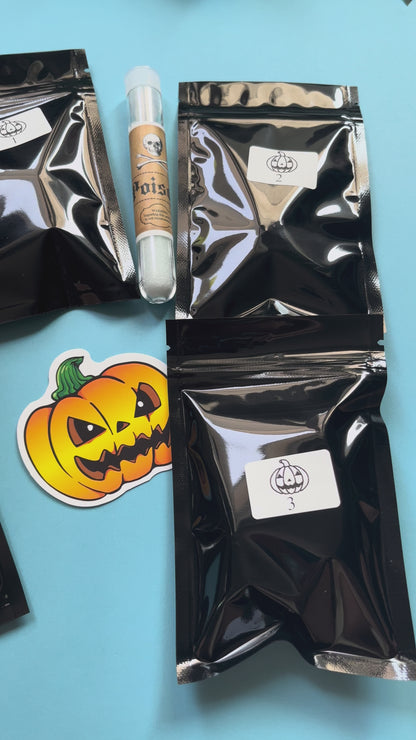 Epic Halloween Mystery Countdown Box – 13 Mystery Candy Bags