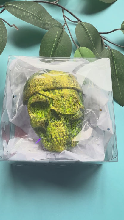 Glow-in-the-Dark Crystal Candy Skull – Assorted Shapes with UV Light & Sour Sparkle Dip