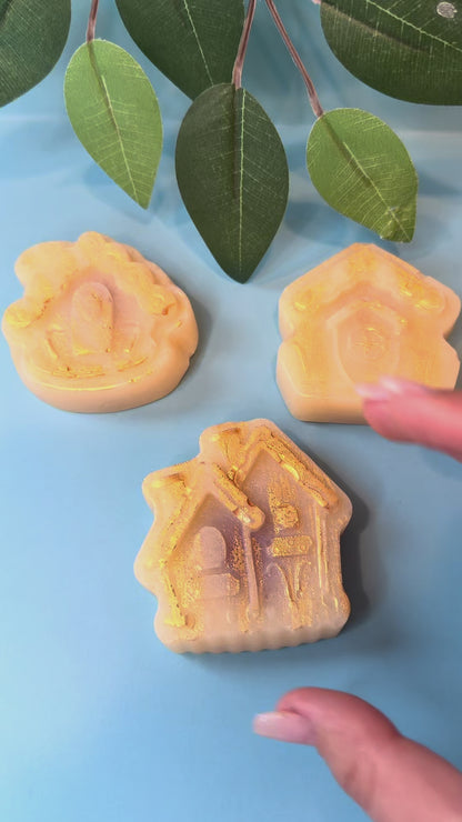 White Chocolate stuffed with Raspberry Cheesecake Winter Cottage Crystal Candy